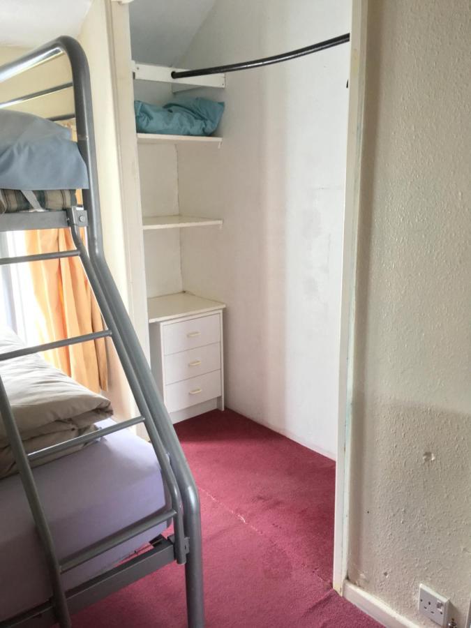 Pantyrathro International Hostel Кармартен Экстерьер фото