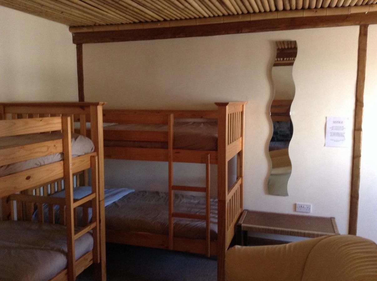 Pantyrathro International Hostel Кармартен Экстерьер фото